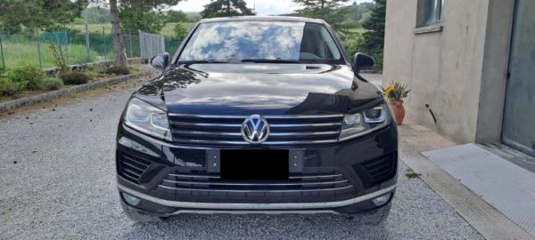 VOLKSWAGEN Touareg - 3.0 TDI 204 CV V6 tiptronic BlueMotion Technology - immagine 3