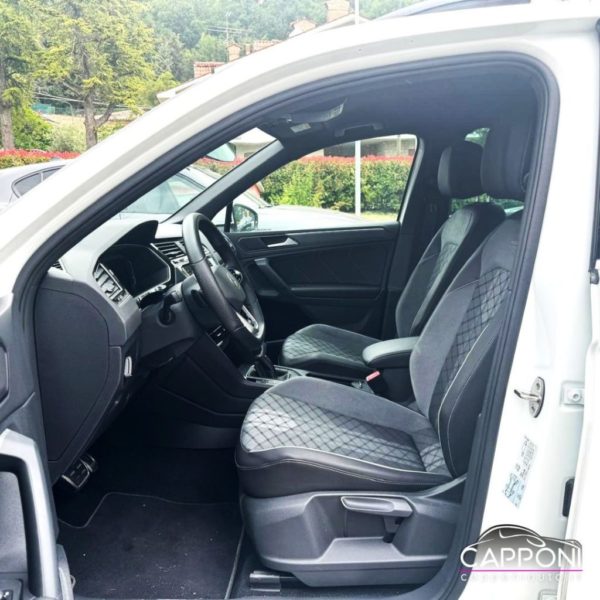 VOLKSWAGEN Tiguan - 1.5 TSI 150 CV DSG R-Line - immagine 8