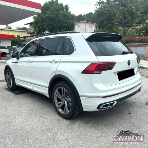 VOLKSWAGEN Tiguan - 1.5 TSI 150 CV DSG R-Line - immagine 5