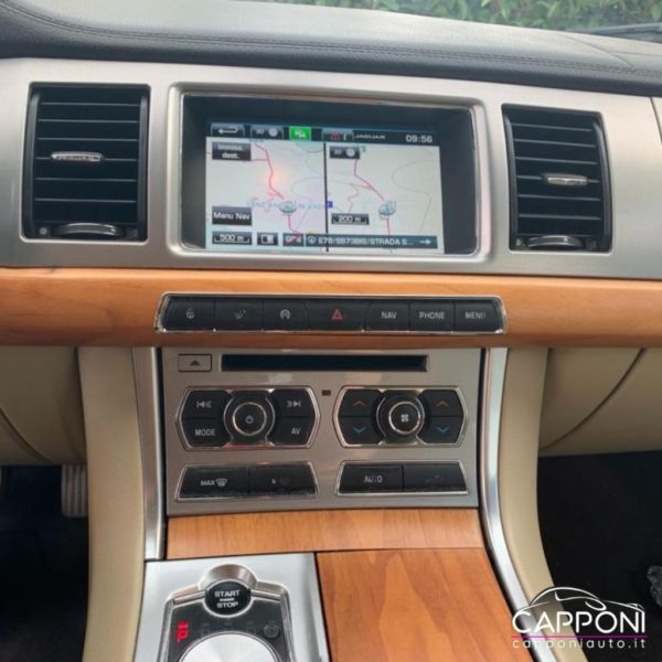 JAGUAR XF - 2.2 D 200 CV - immagine 11