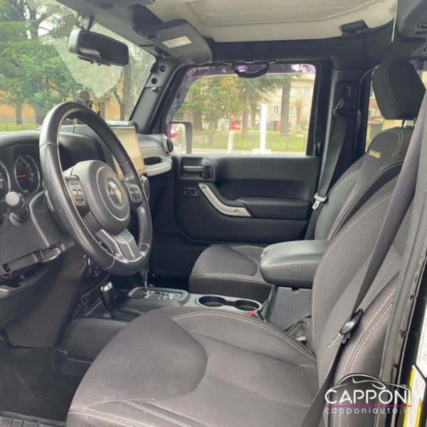 JEEP Wrangler - Unlimited 2.8 CRD DPF Sahara - immagine 6