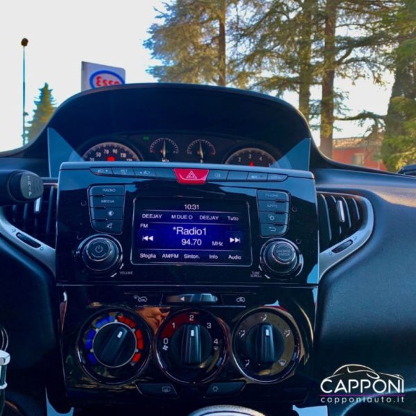 LANCIA Ypsilon - 1.2 69 CV 5 porte - immagine 10