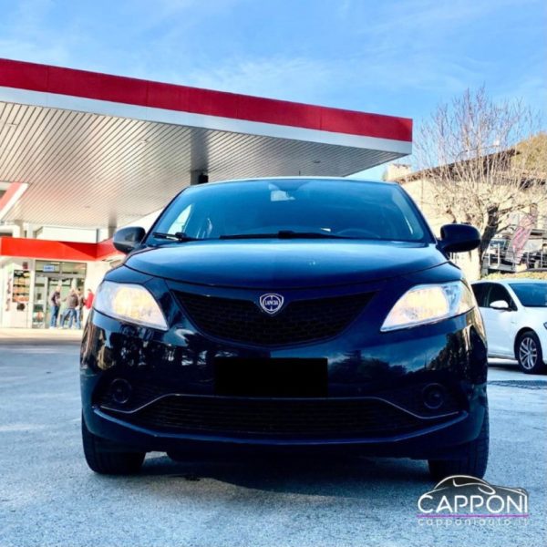 LANCIA Ypsilon - 1.2 69 CV 5 porte - immagine 5