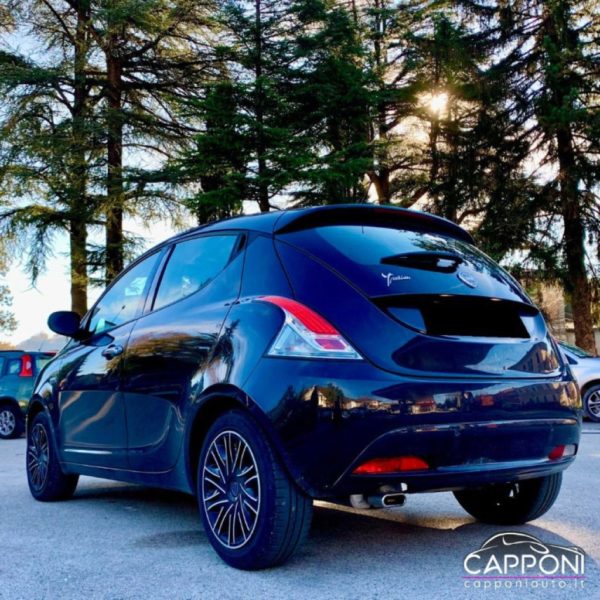 LANCIA Ypsilon - 1.2 69 CV 5 porte - immagine 4