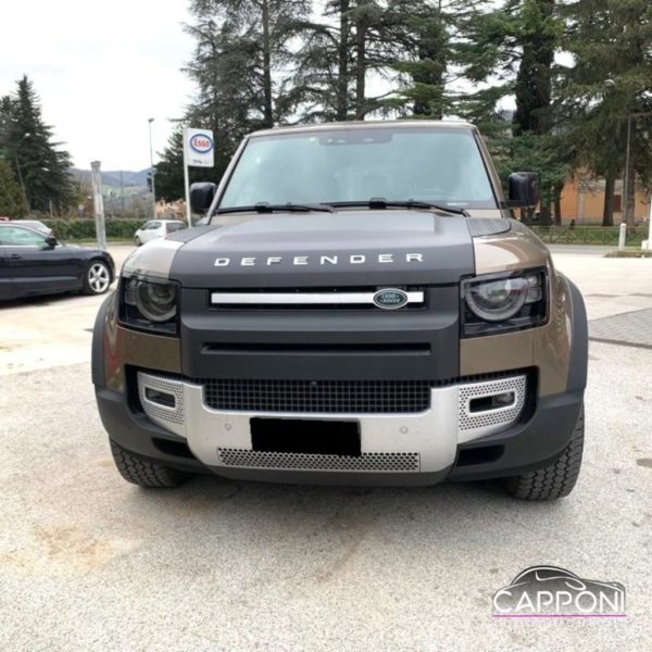 LAND ROVER Defender - 110 3.0D I6 200 CV AWD Auto - immagine 2