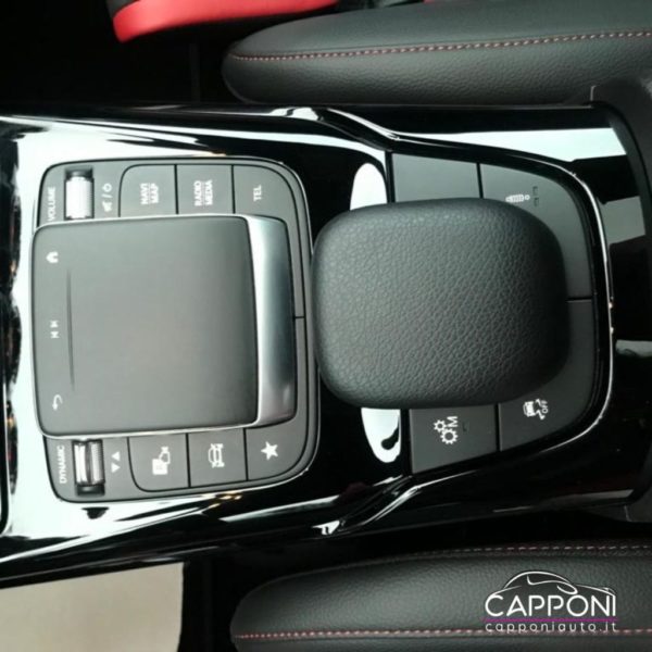 MERCEDES-BENZ CLA 35 AMG - 4Matic - immagine 19