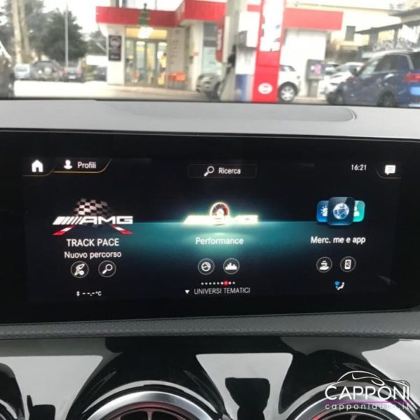 MERCEDES-BENZ CLA 35 AMG - 4Matic - immagine 15