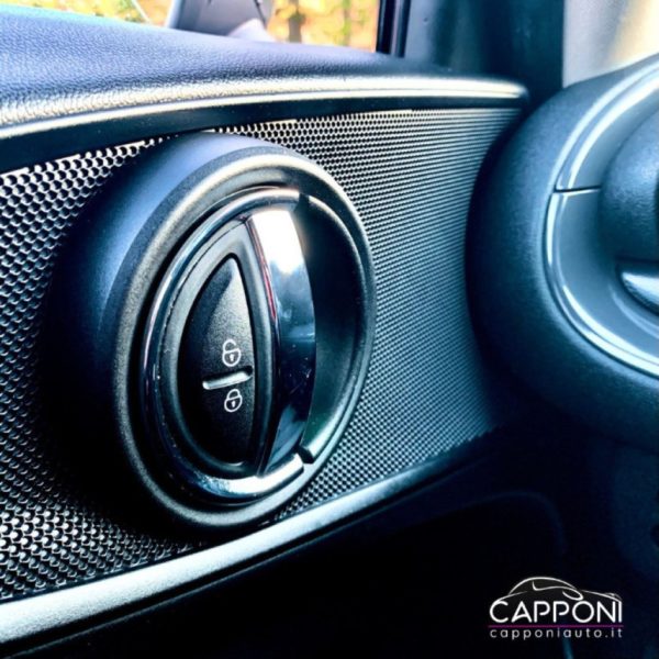 MINI Clubman - 2.0 Cooper D - immagine 16