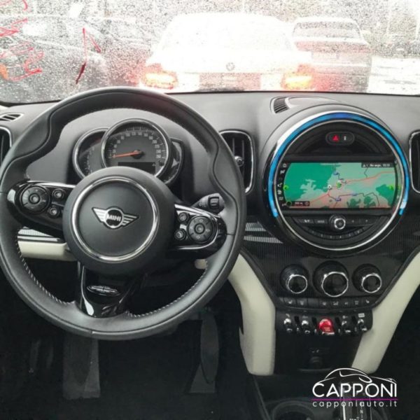 MINI Countryman - 1.5 Cooper Countryman Harman-Kardon - immagine 16