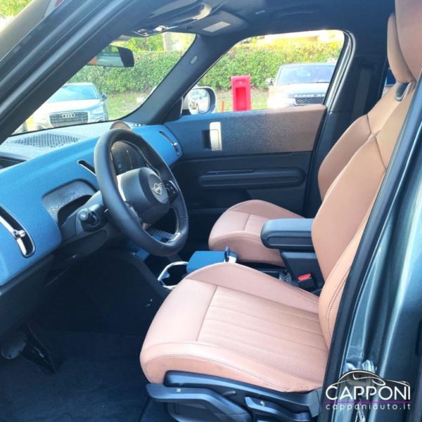 MINI Countryman - D Favoured - immagine 9