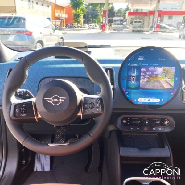MINI Countryman - D Favoured - immagine 14