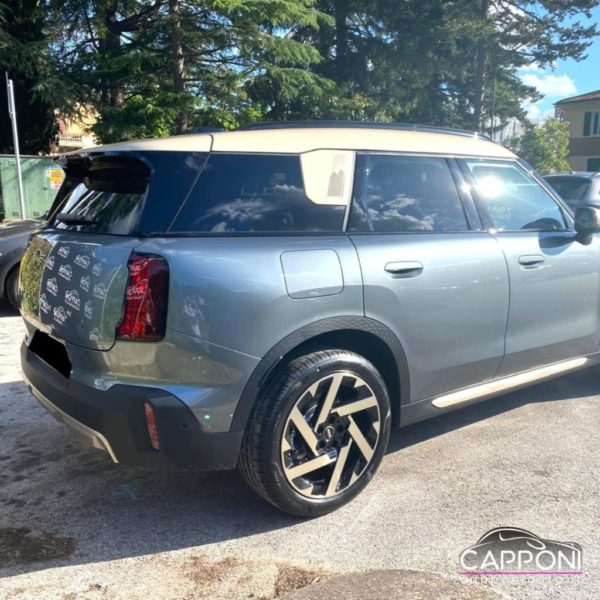 MINI Countryman - D Favoured - immagine 5