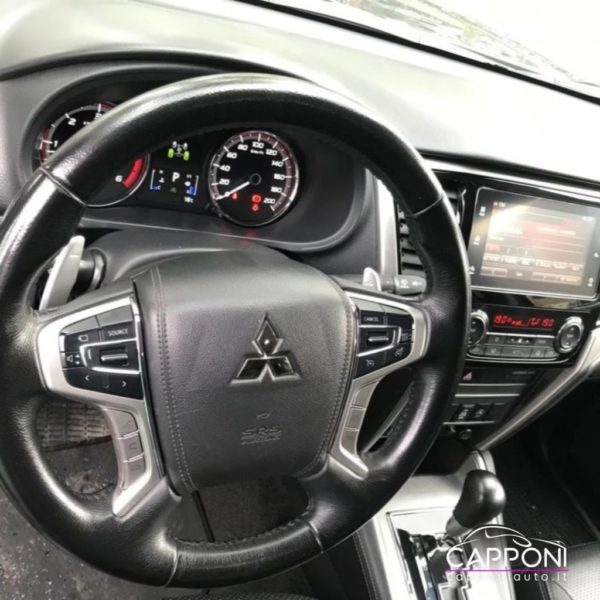 MITSUBISHI L200 - 2.3 D Double Cab 4x4 - immagine 17