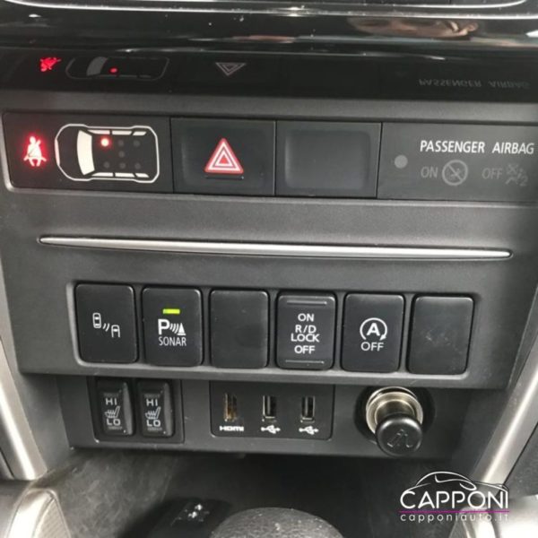 MITSUBISHI L200 - 2.3 D Double Cab 4x4 - immagine 23