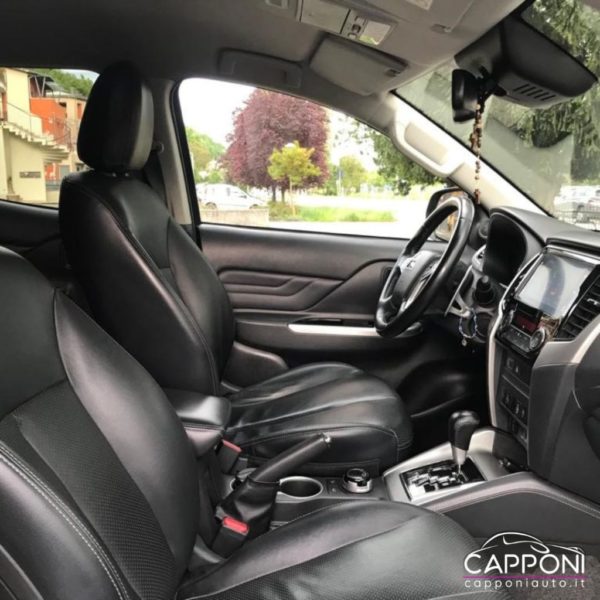 MITSUBISHI L200 - 2.3 D Double Cab 4x4 - immagine 11