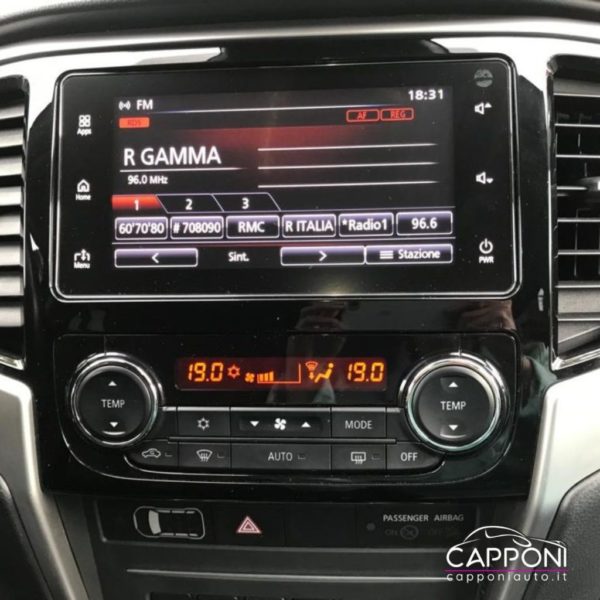 MITSUBISHI L200 - 2.3 D Double Cab 4x4 - immagine 25