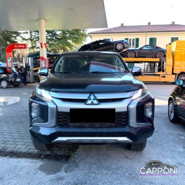 MITSUBISHI L200 - 2.3 D Double Cab 4x4 Select FA-Packet - immagine 2