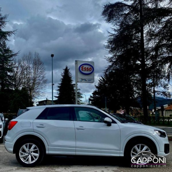 AUDI Q2 - 35 TFSI 1.5 Blackedition - immagine 3