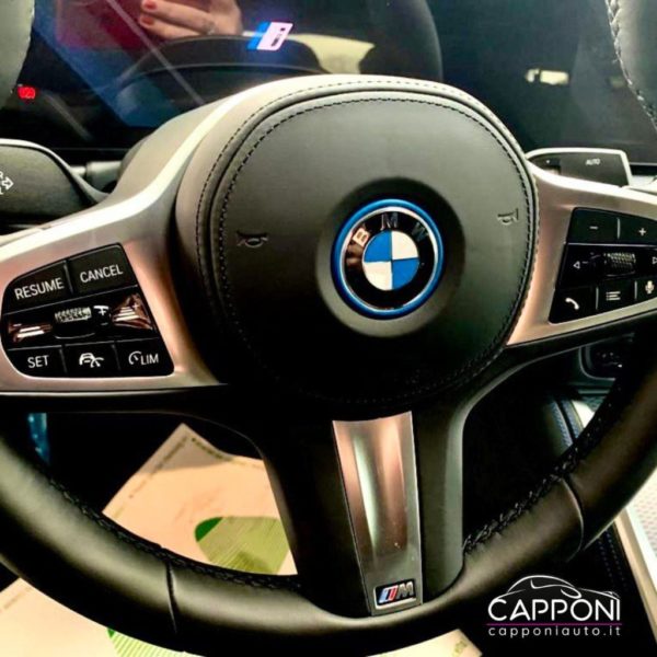 BMW i4 - eDrive 40 MSport - immagine 7