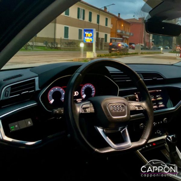AUDI Q3 - Sportback 35 TDI S tronic SLine - immagine 7