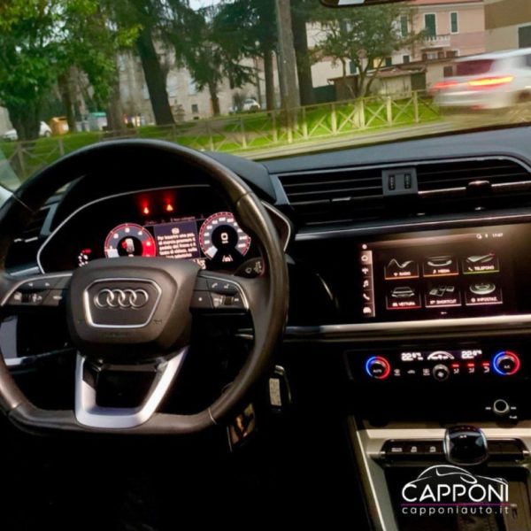 AUDI Q3 - Sportback 35 TDI S tronic SLine - immagine 5