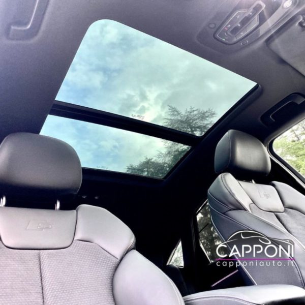 AUDI Q5 - Sportback 40 2.0 TDI quattro S line - immagine 7