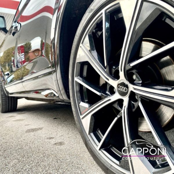 AUDI Q5 - Sportback 40 2.0 TDI quattro S line - immagine 6