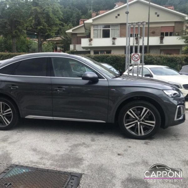 AUDI Q5 - Sportback 40 TDI 2.0 quattro SLine Edition - immagine 3