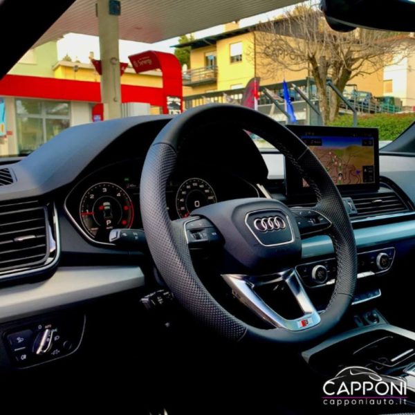 AUDI Q5 - Sportback 40 TDI quattro S tronic 2 x SLine - immagine 7