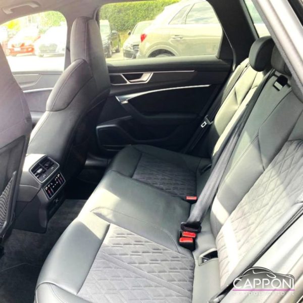 AUDI RS6 - Avant RS-Dynamik 4.0 TFSI mhev  V8 quattro tiptron - immagine 12