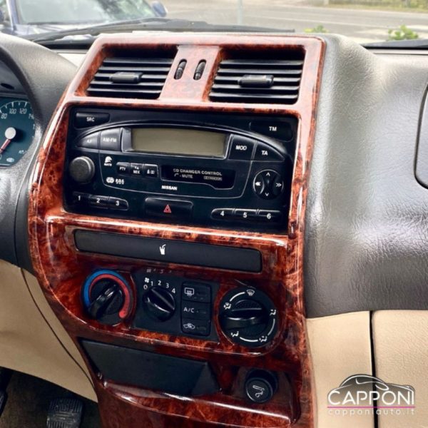 NISSAN Terrano II - 2.7 Tdi 3 porte 4x4 - immagine 8