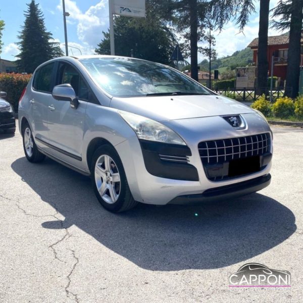 PEUGEOT 3008 - 1.6 HDi 110CV - immagine 2
