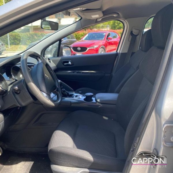 PEUGEOT 3008 - 1.6 HDi 110CV - immagine 6