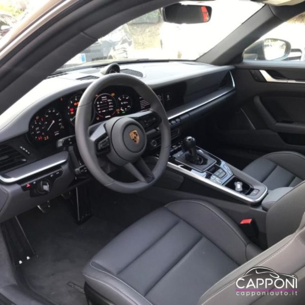 PORSCHE 911 - Carrera 4 GTS - immagine 14