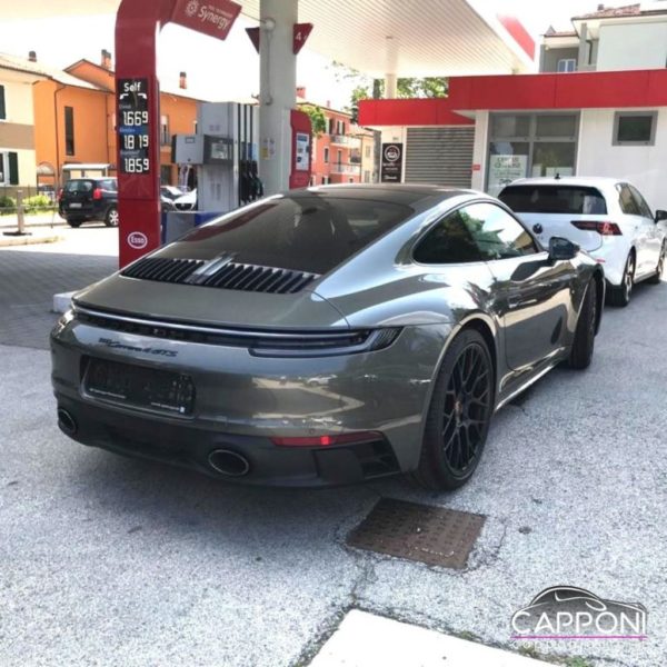 PORSCHE 911 - Carrera 4 GTS - immagine 5