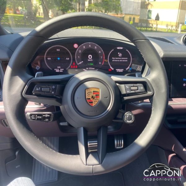 PORSCHE Cayenne - Coupé 3.0 V6 E-Hybrid - immagine 9