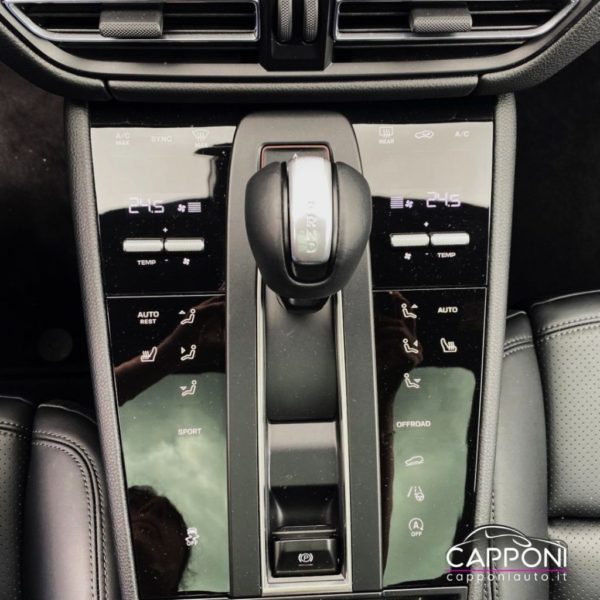PORSCHE Macan - 2.0 - immagine 18