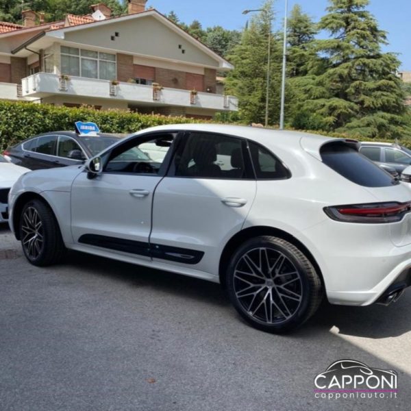 PORSCHE Macan - 2.0 T - immagine 3