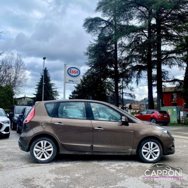 RENAULT Scenic - 1.5 dCi 110CV - immagine 2