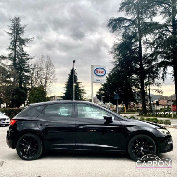 SEAT Leon - FR 2.0 TDI - immagine 2