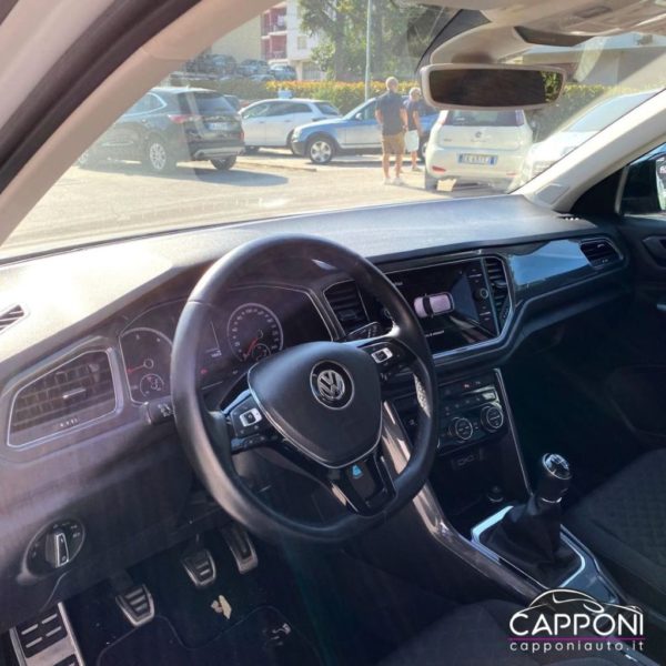 VOLKSWAGEN T-Roc - IQ.DRIVE 1.6 TDI - immagine 10