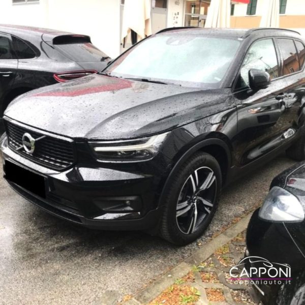 VOLVO XC40 - D4 AWD Geartronic R-design