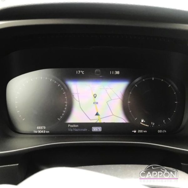 VOLVO XC40 - D4 AWD Geartronic R-design - immagine 16