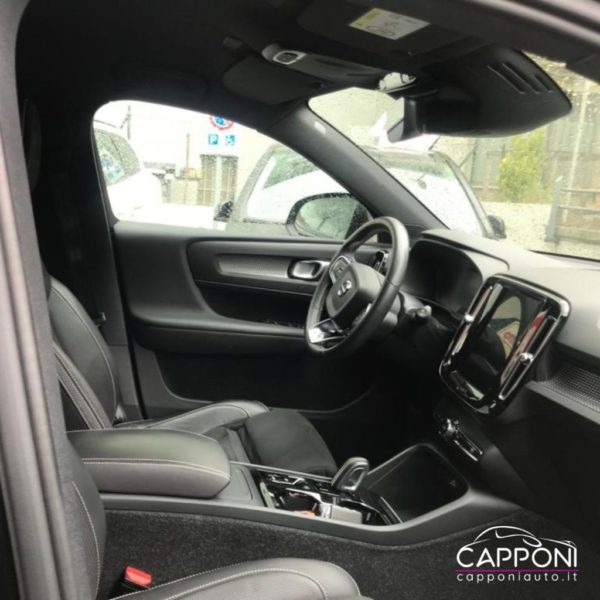 VOLVO XC40 - D4 AWD Geartronic R-design - immagine 6