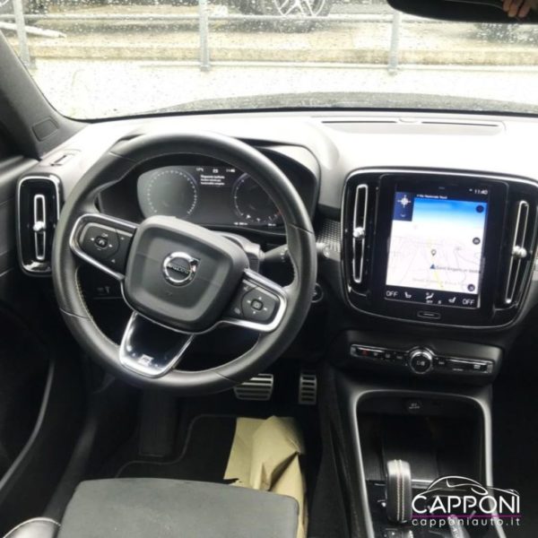 VOLVO XC40 - D4 AWD Geartronic R-design - immagine 10