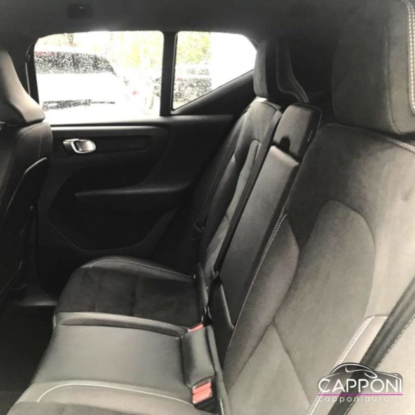 VOLVO XC40 - D4 AWD Geartronic R-design - immagine 8