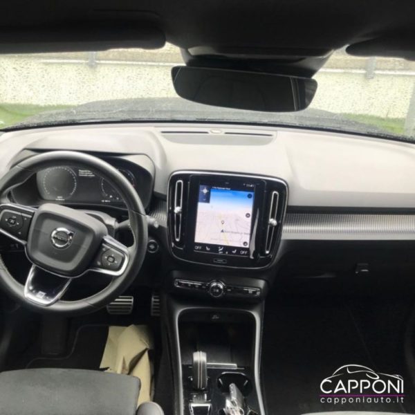 VOLVO XC40 - D4 AWD Geartronic R-design - immagine 9