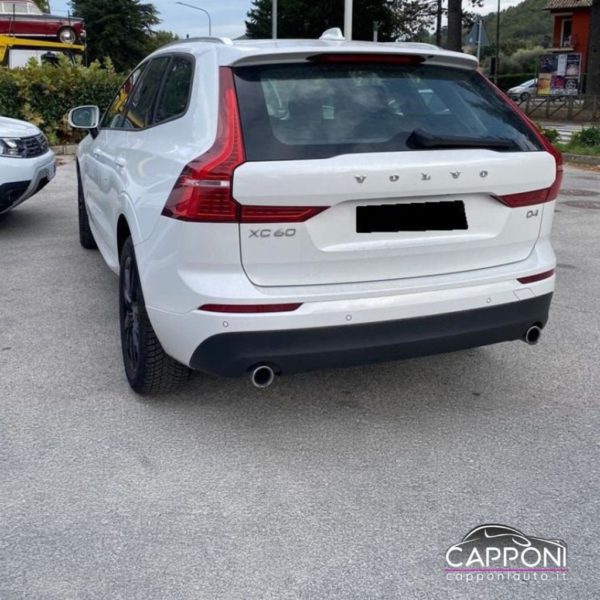 VOLVO XC60 - 2WD Geartronic Momentum Harman-Kardon - immagine 5