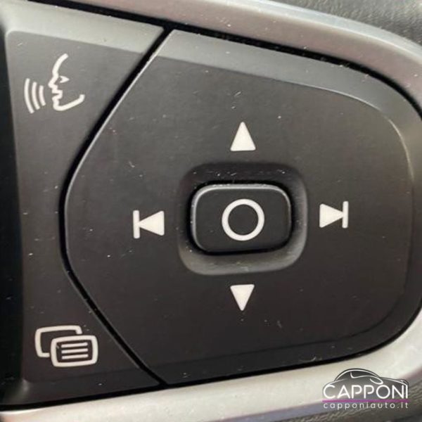 VOLVO XC60 - 2WD Geartronic Momentum Harman-Kardon - immagine 11