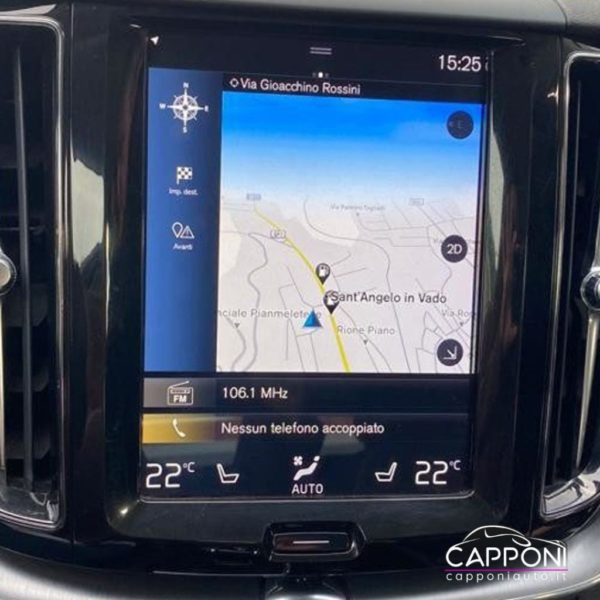 VOLVO XC60 - 2WD Geartronic Momentum Harman-Kardon - immagine 14